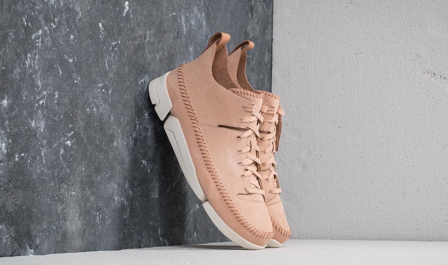 Clarks Originals Trigenic Flex Natural Nubuck