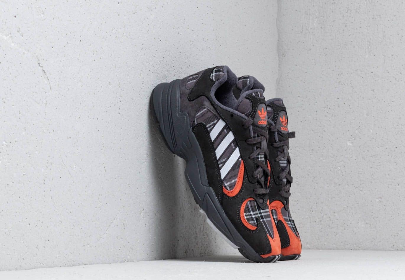 adidas Yung-1 Dgh Solid Grey/ Dgh Solid Grey/ Raw Amber