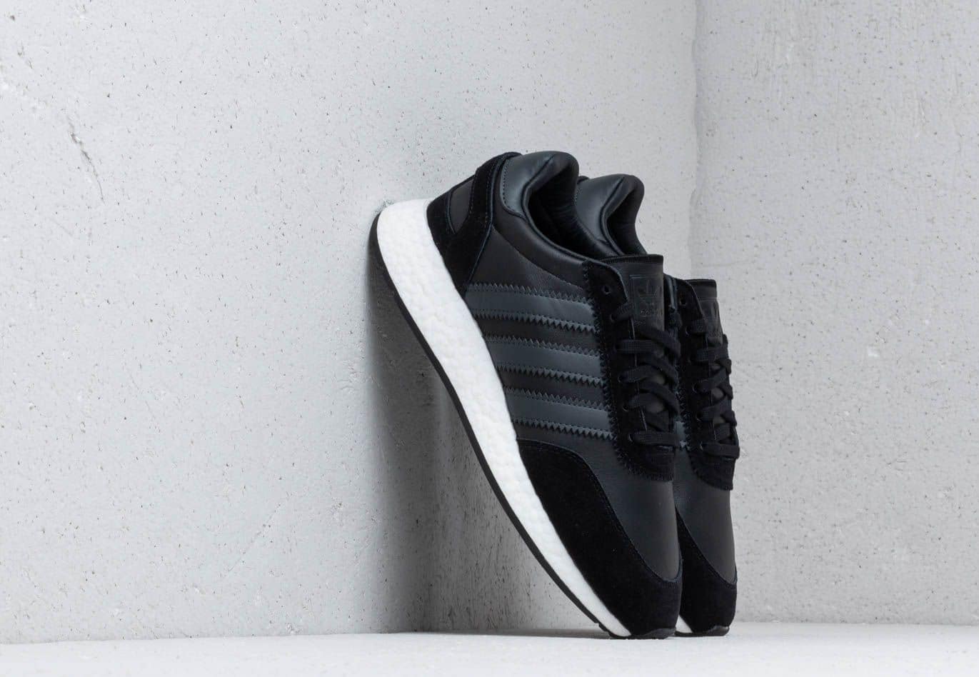 adidas I-5923 Core Black/ Carbon/ Ftw White