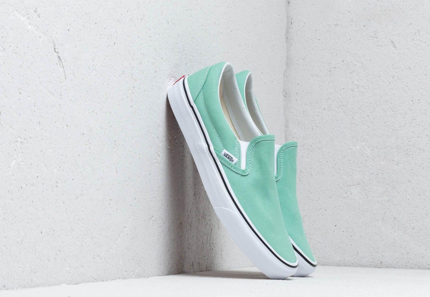 Vans Classic Slip-On Neptune Green/ True White