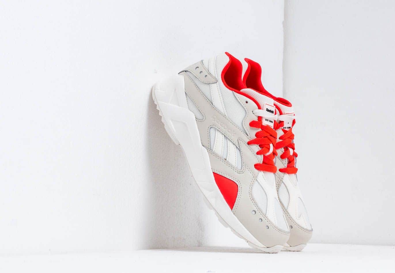 Reebok Aztrek Chalk/ Neon Red/ Black