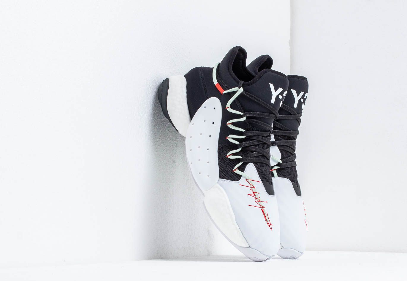 Y-3 Byw Ball Core Black/ Ftw White/ Red