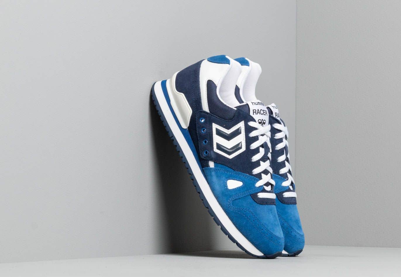 hummel Marathona Black Iris