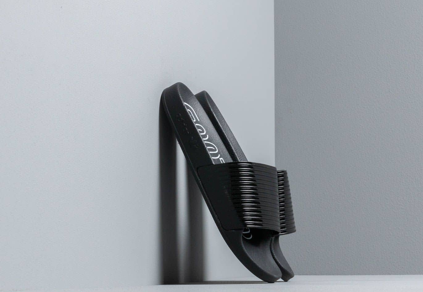 adidas Adilette W Core Black/ Core Black/ Ftw White