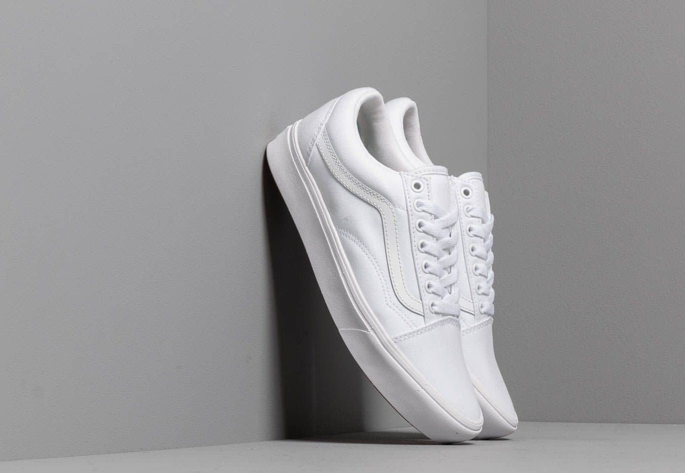Vans ComfyCush Old Skool (Classic) True White/ True