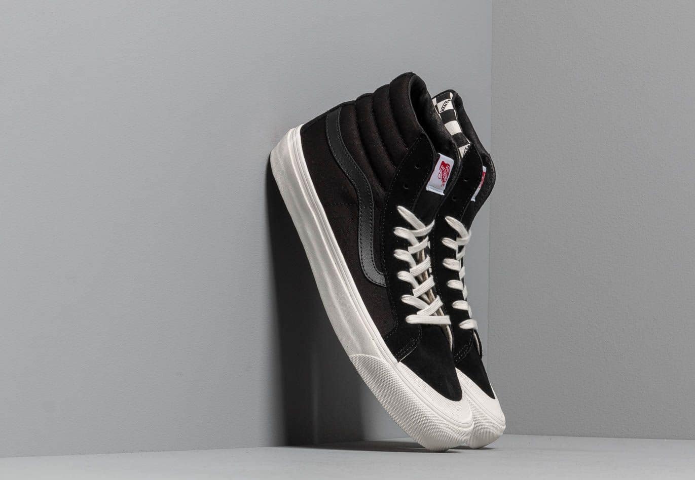 Vans OG Style 138 LX (Suede/ Canvas) Black/ Checkerboard