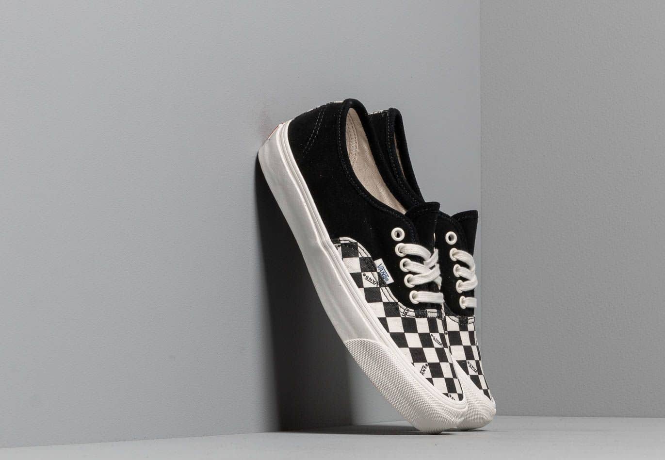 Vans OG Authentic LX (Suede/ Canvas) Black/ Checkerboard