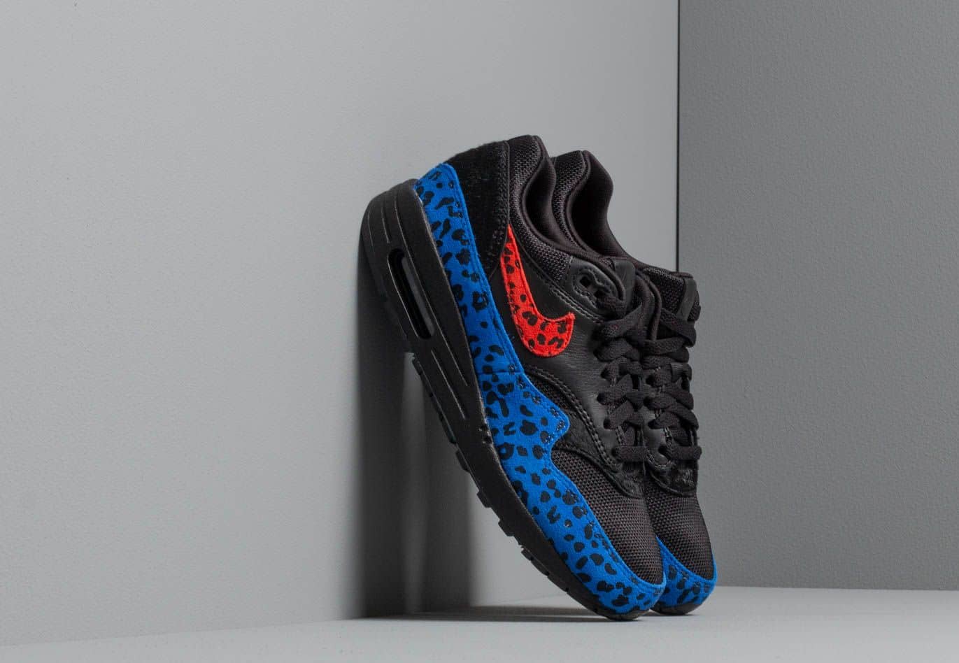 Nike W Air Max 1 Prm Black/ Habanero Red-Racer Blue