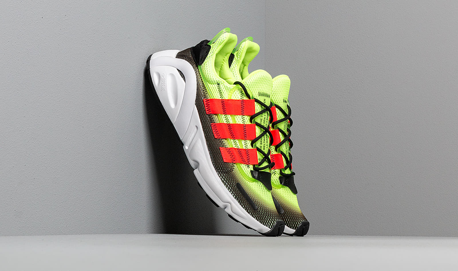 adidas LXCON Core Black/ Shock Red/ Ftw White