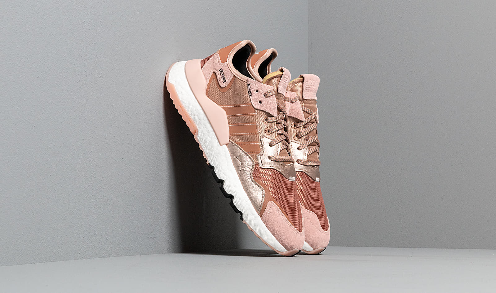 adidas Nite Jogger W Rogome/ Vapor Pink/ Core Black