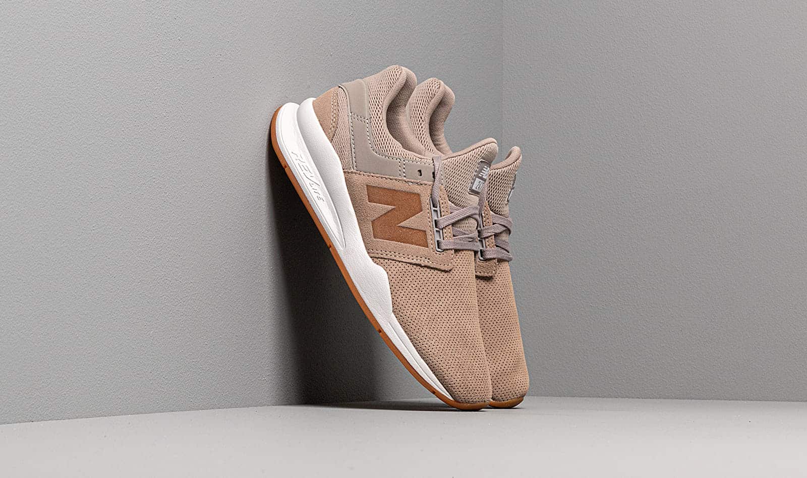 New Balance 247 Brown