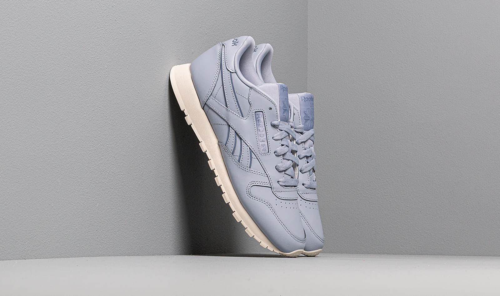 Reebok CL Leather Denim Dust/ Paperwhite