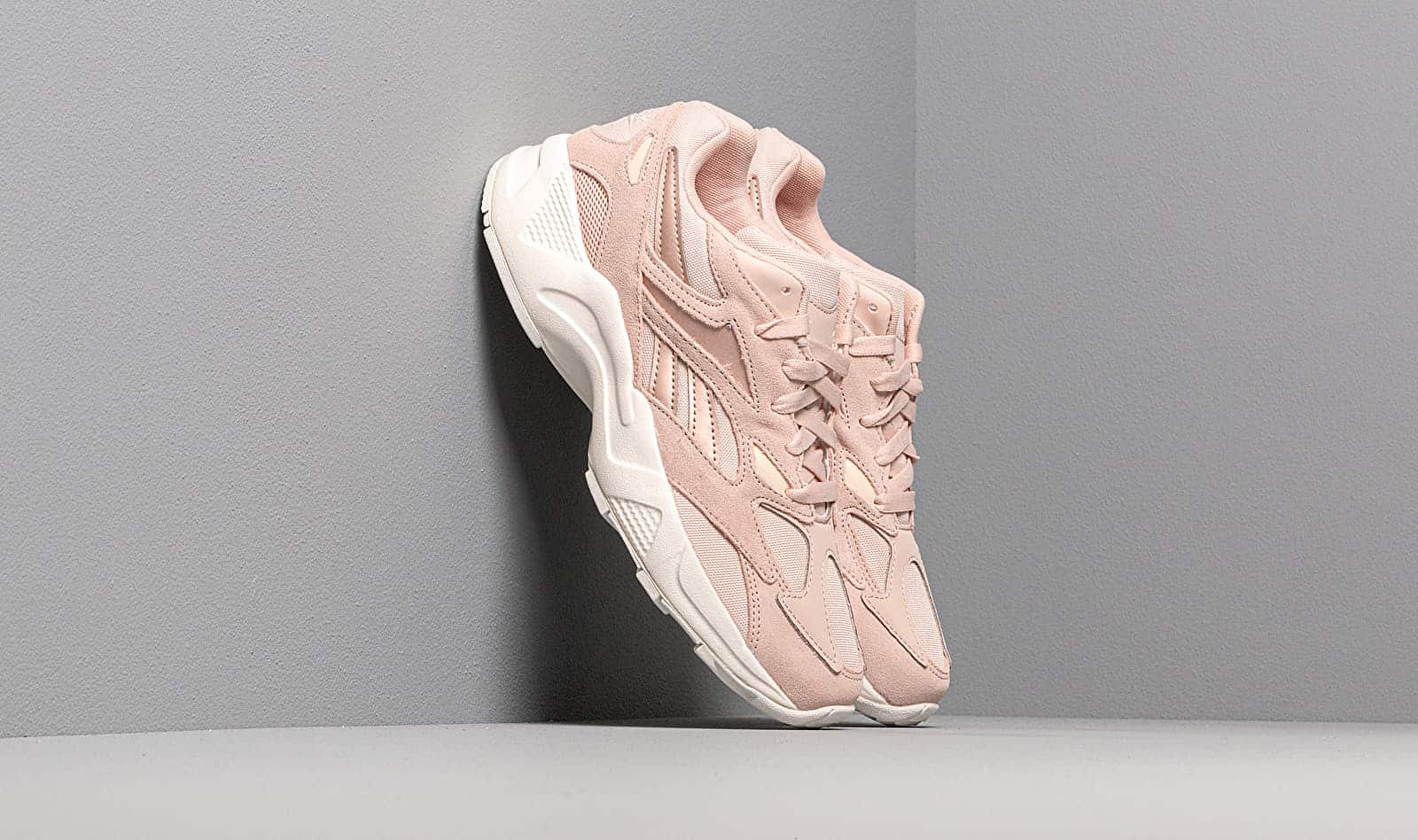 Reebok Aztrek 96 Buff/ Chalk/ Pink/ Orange