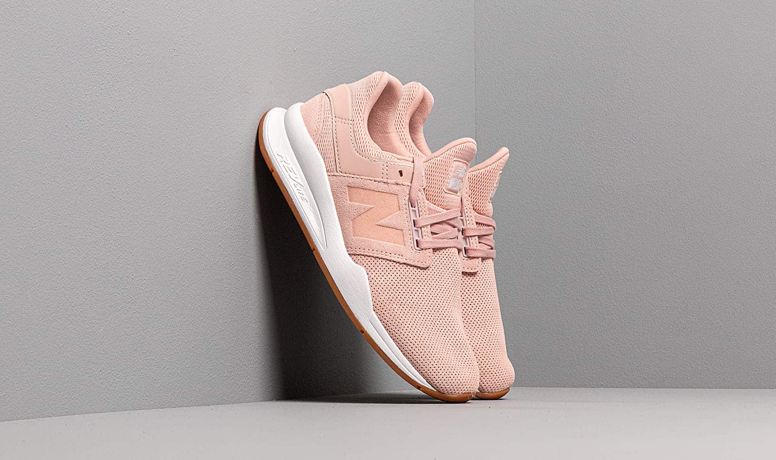 New Balance 247 Pink