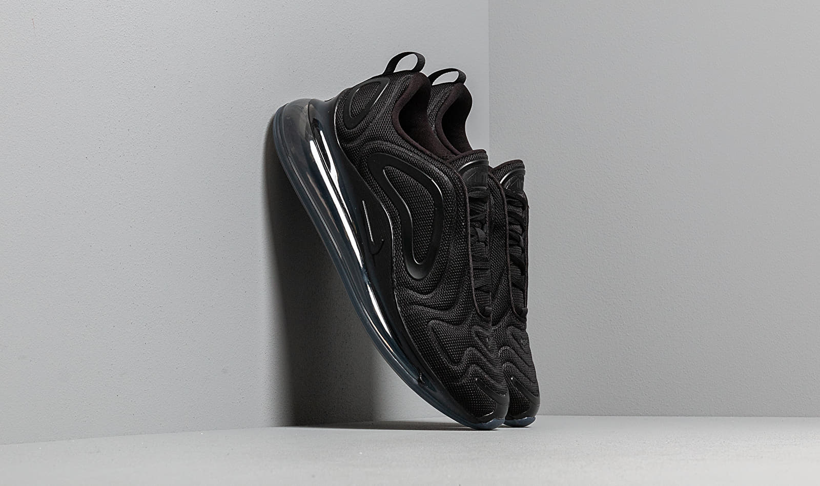 Nike Air Max 720 Black/ Black-Anthracite