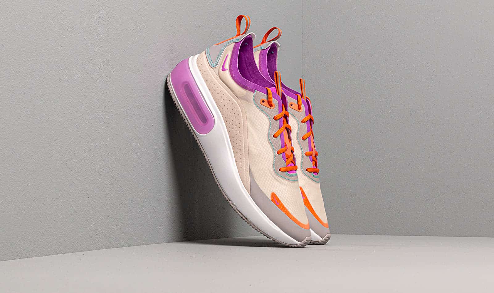 Nike W Air Max Dia SE Lt Orewood Brown/ Hyper Violet-Starfish
