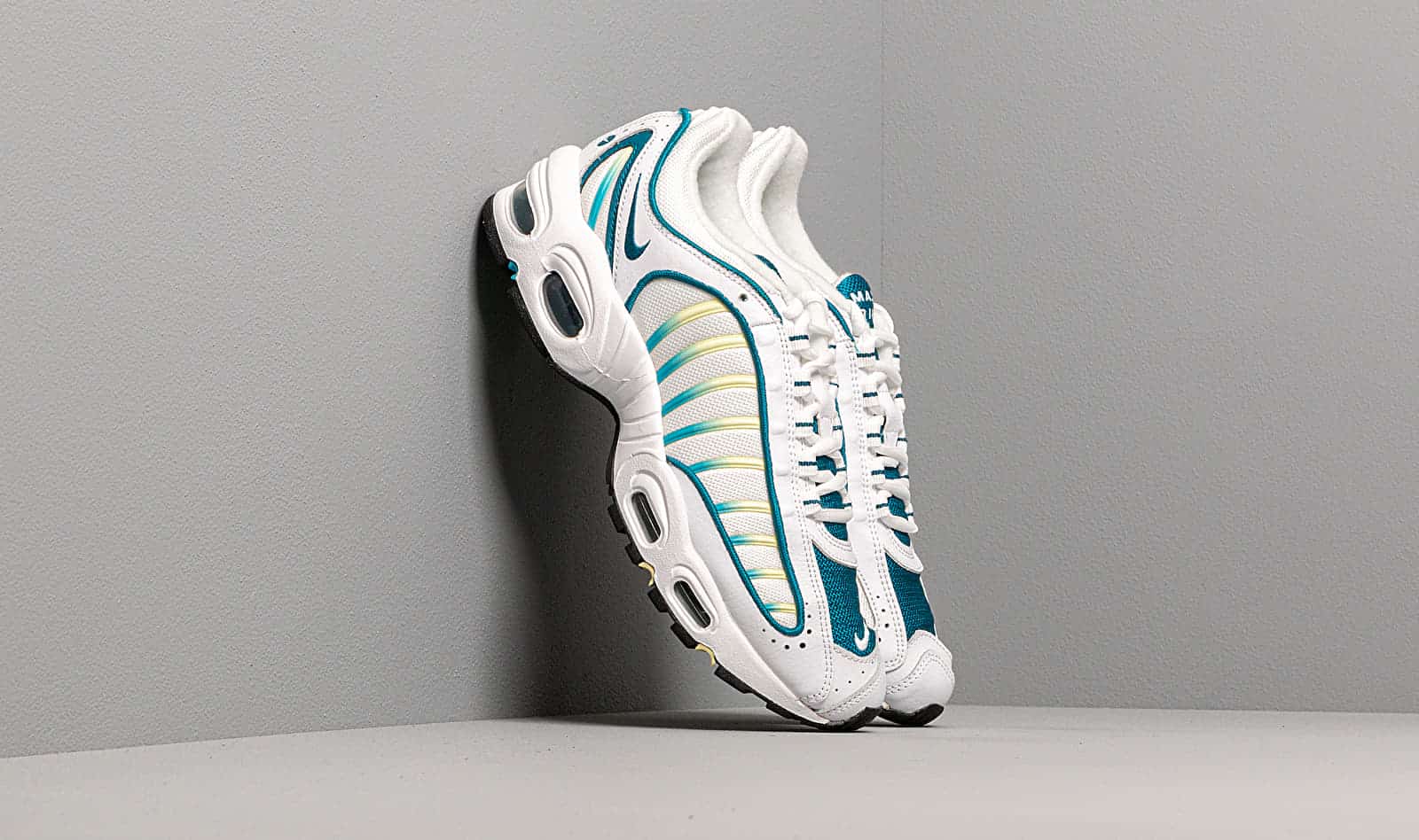 Nike W Air Max Tailwind IV White/ Green Abyss-Electric Green