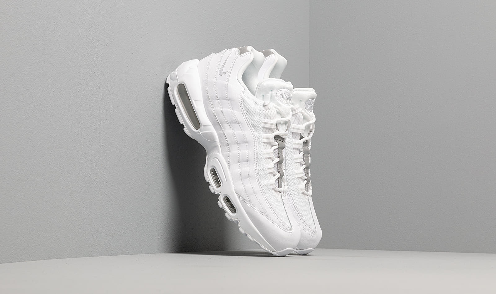 Nike Air Max 95 Essentialential White/ White-Pure Platinum-Reflect Silver