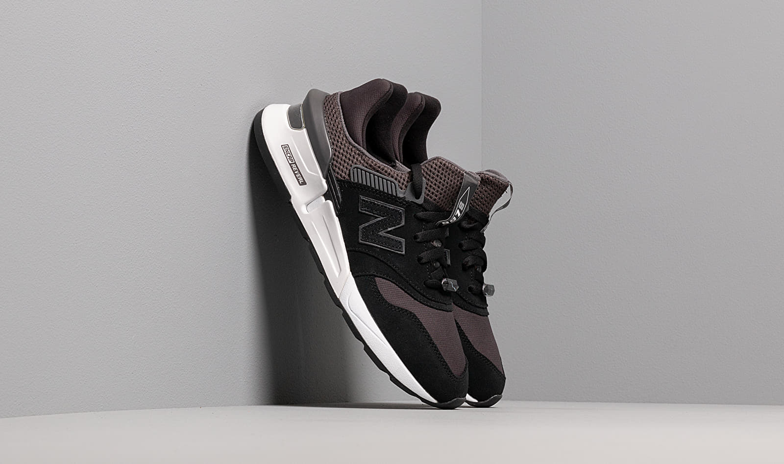 New Balance 997 Black