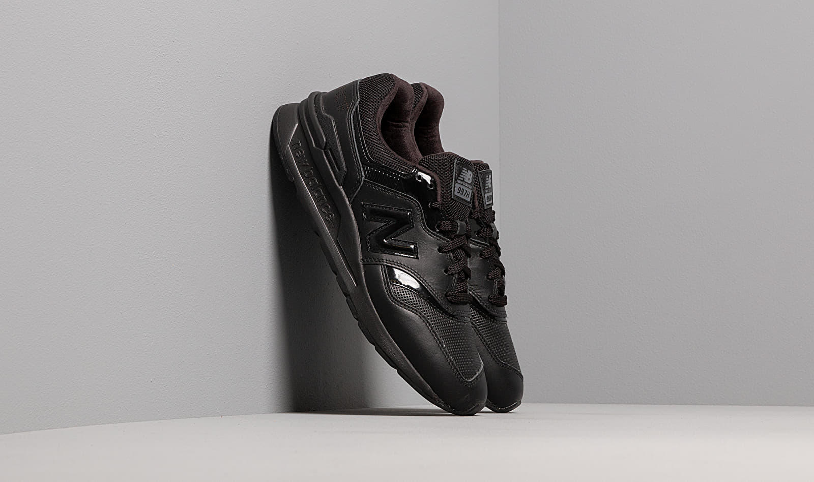 New Balance 997 Black