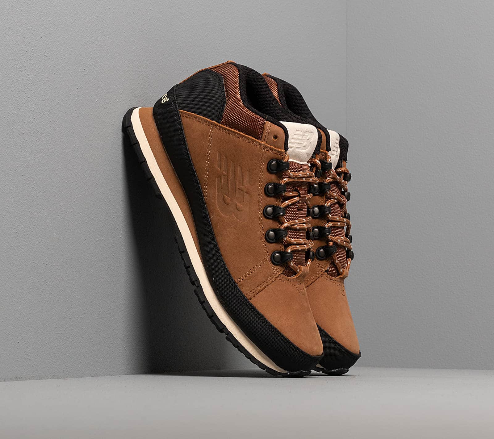 New Balance 754 Brown