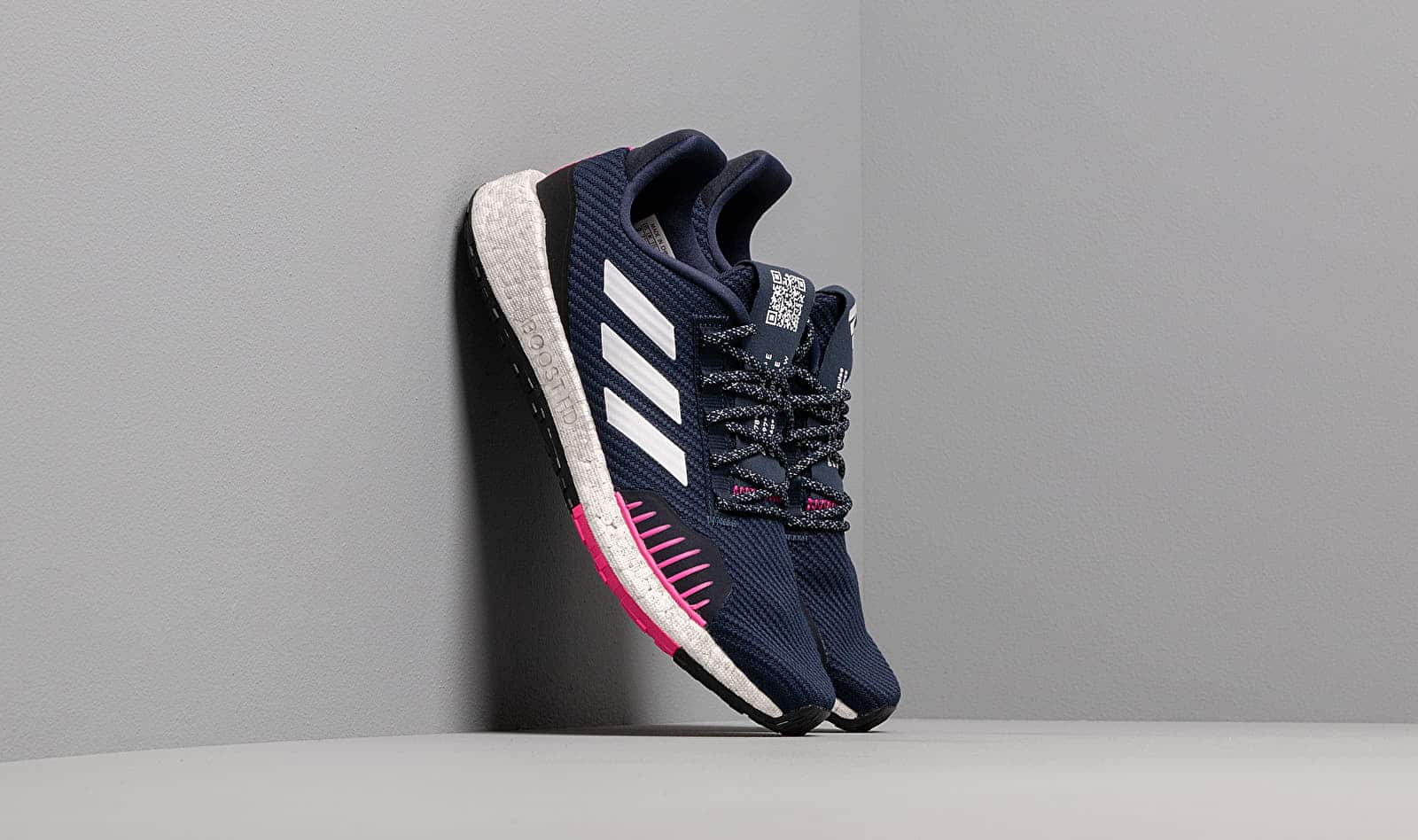 adidas PulseBOOST HD Winter W Collegiate Navy/ Ftw White/ Shock Pink
