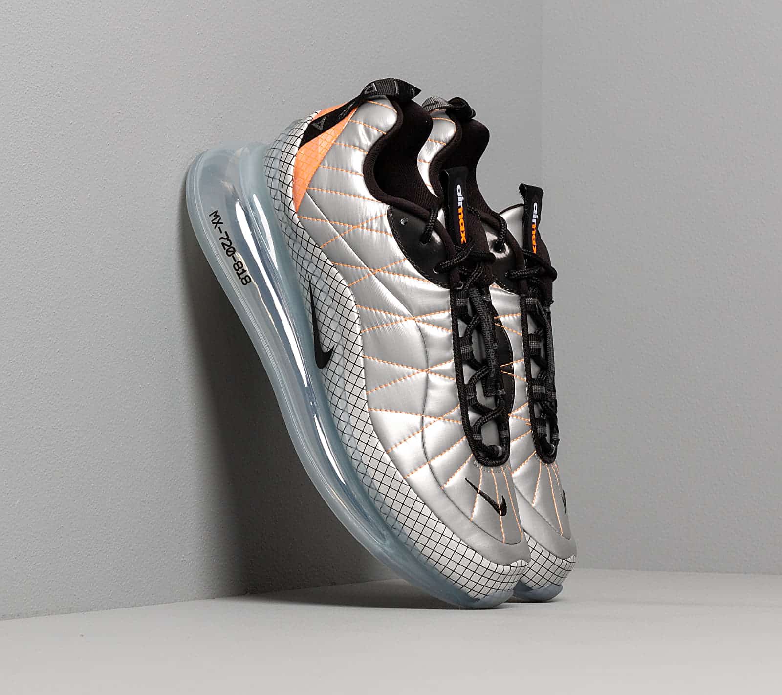 Nike W Mx-720-818 Metallic Silver/ Black-Total Orange