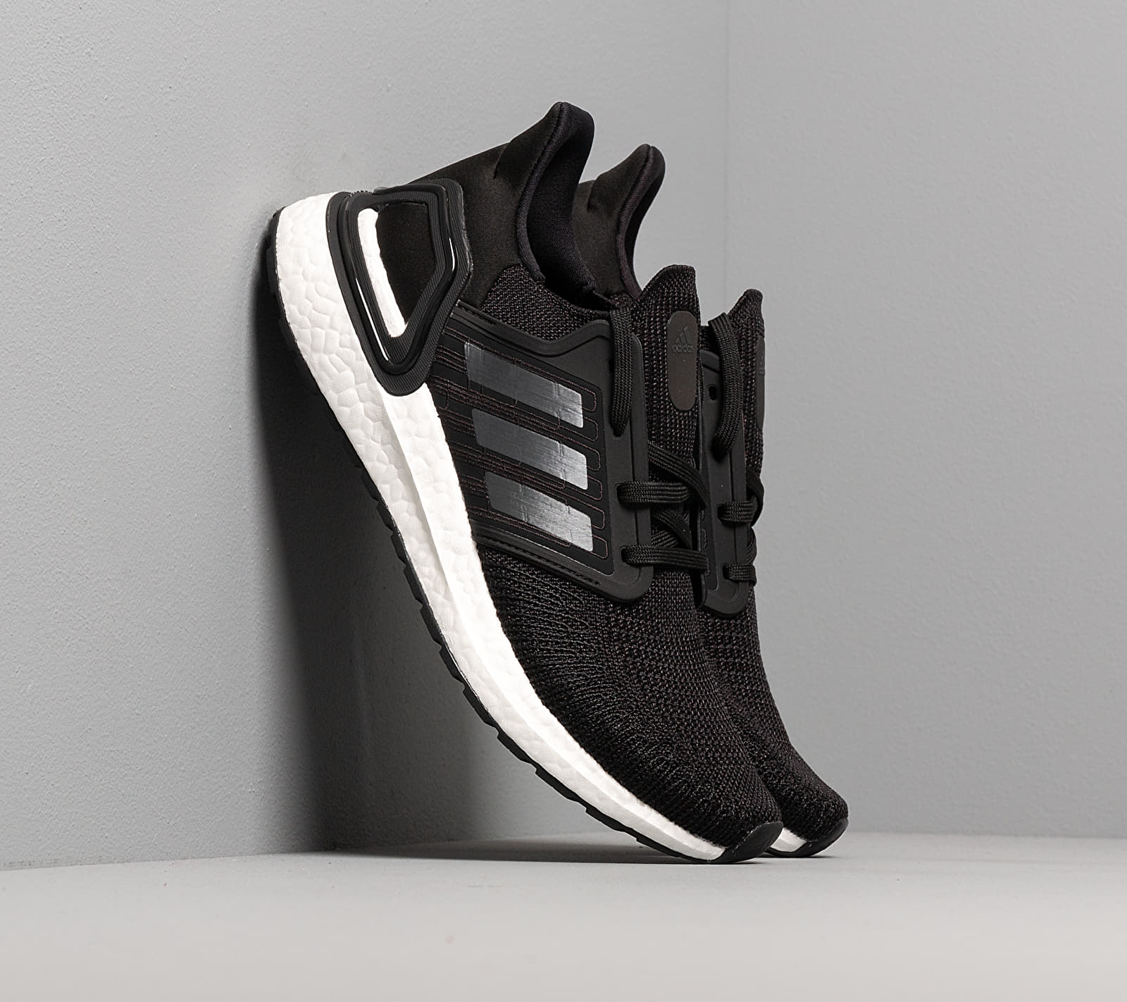 adidas UltraBOOST 20 W Core Black/ Night Metalic/ Ftw White