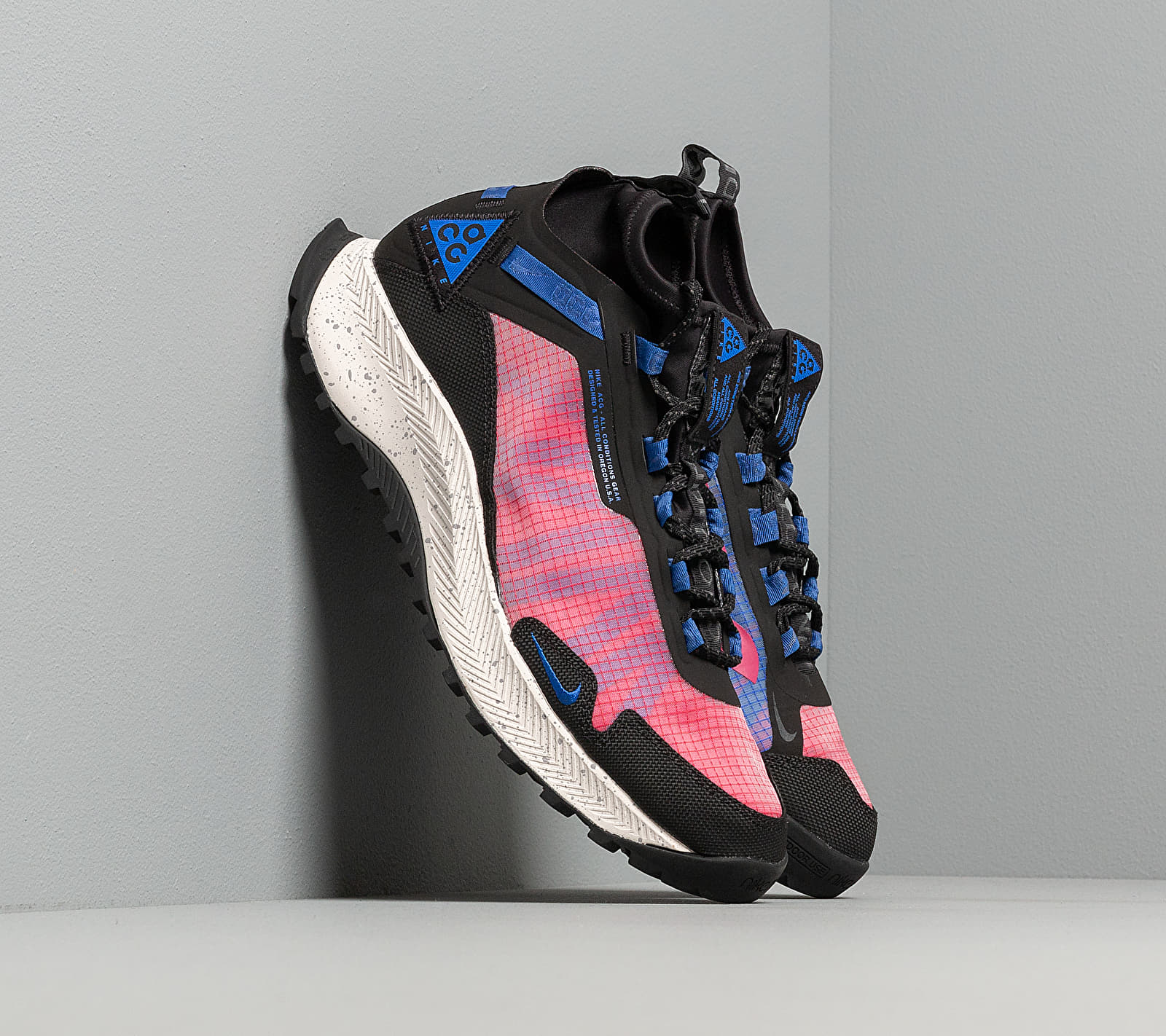Nike ACG Zoom Terra Zaherra Rush Pink/ Racer Blue-Black CQ0076-600