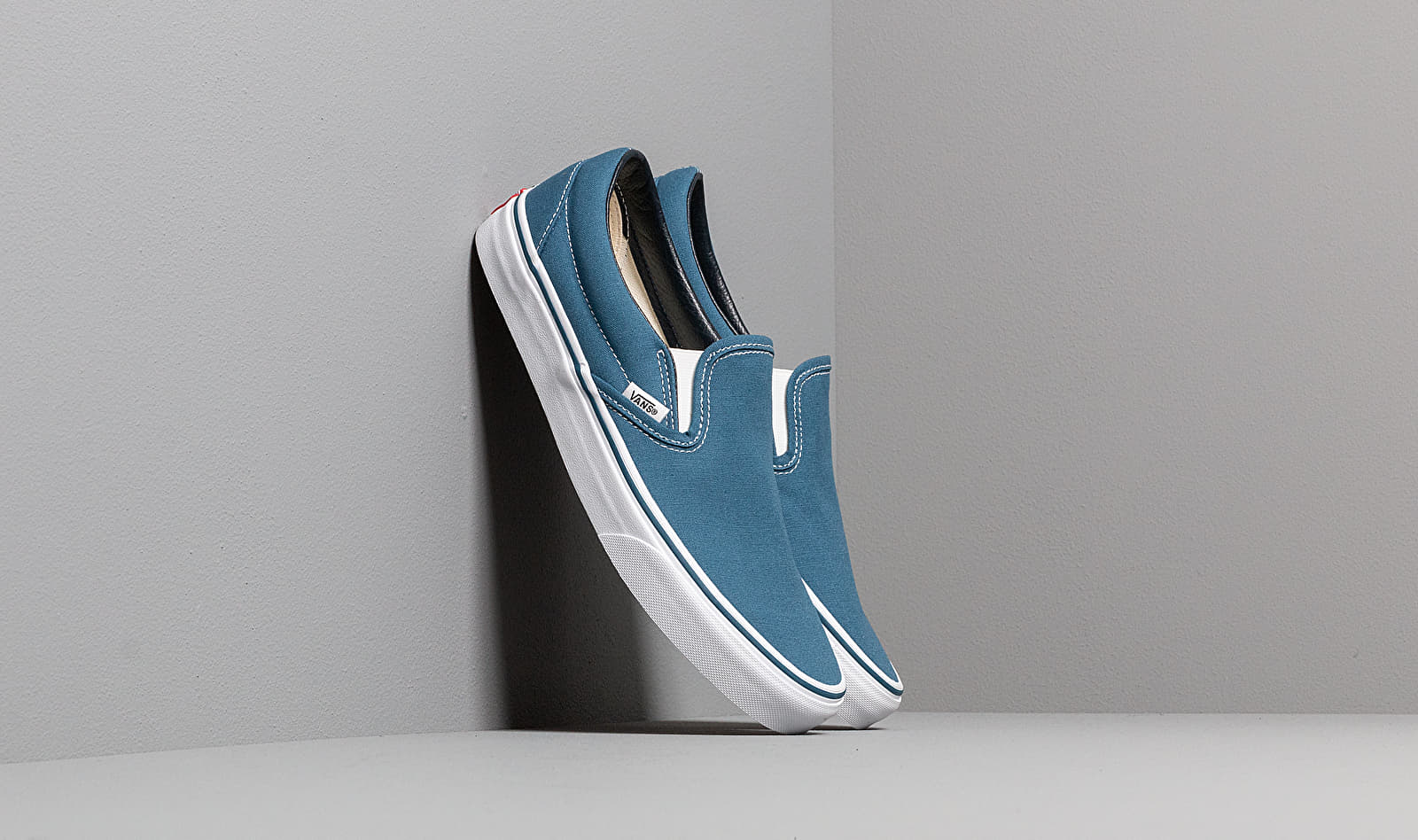 Vans Classic Slip-On Navy VN000EYENVY1