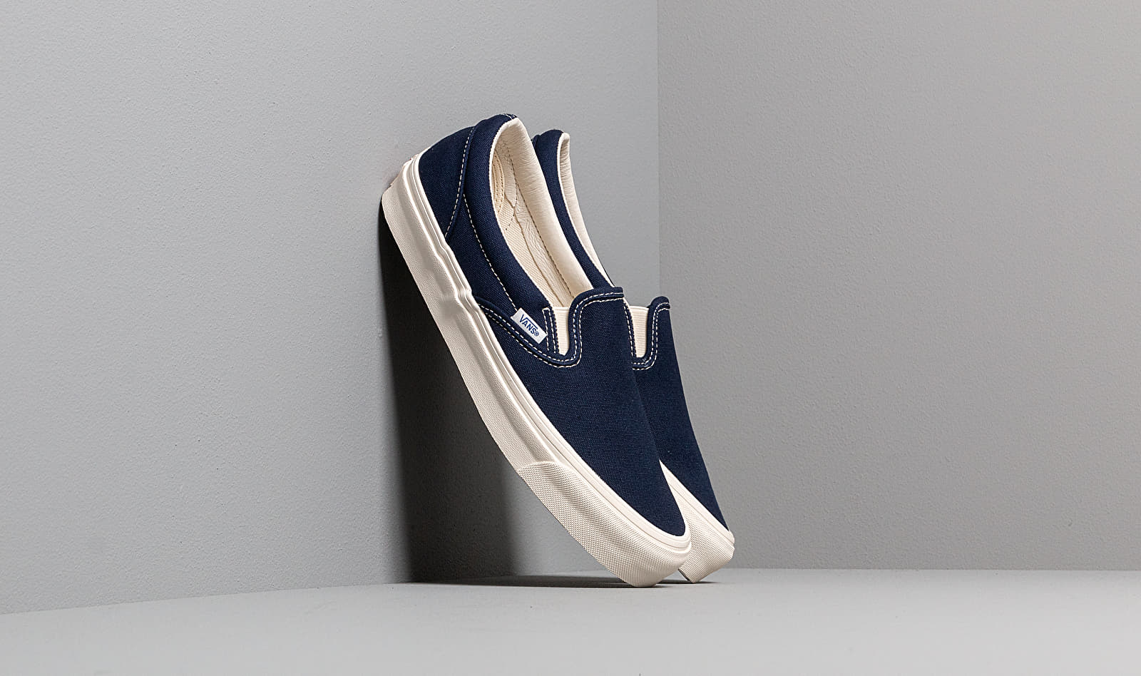 Vans OG Classic Slip-On Canvas Peacoat VN000UDFF9L