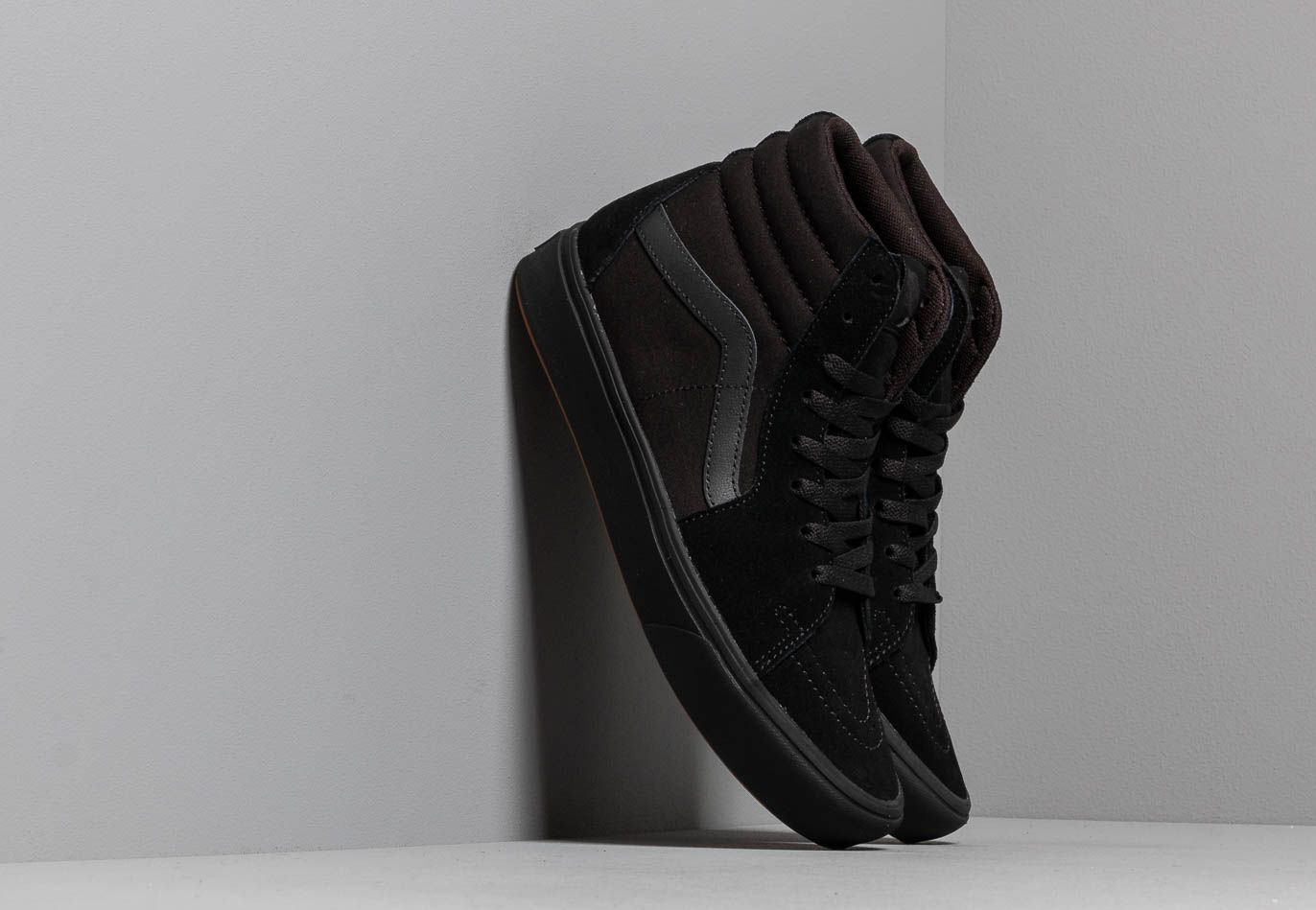 Vans ComfyCush SK8-Hi (Classic) Black/ Black VN0A3WMBVND1
