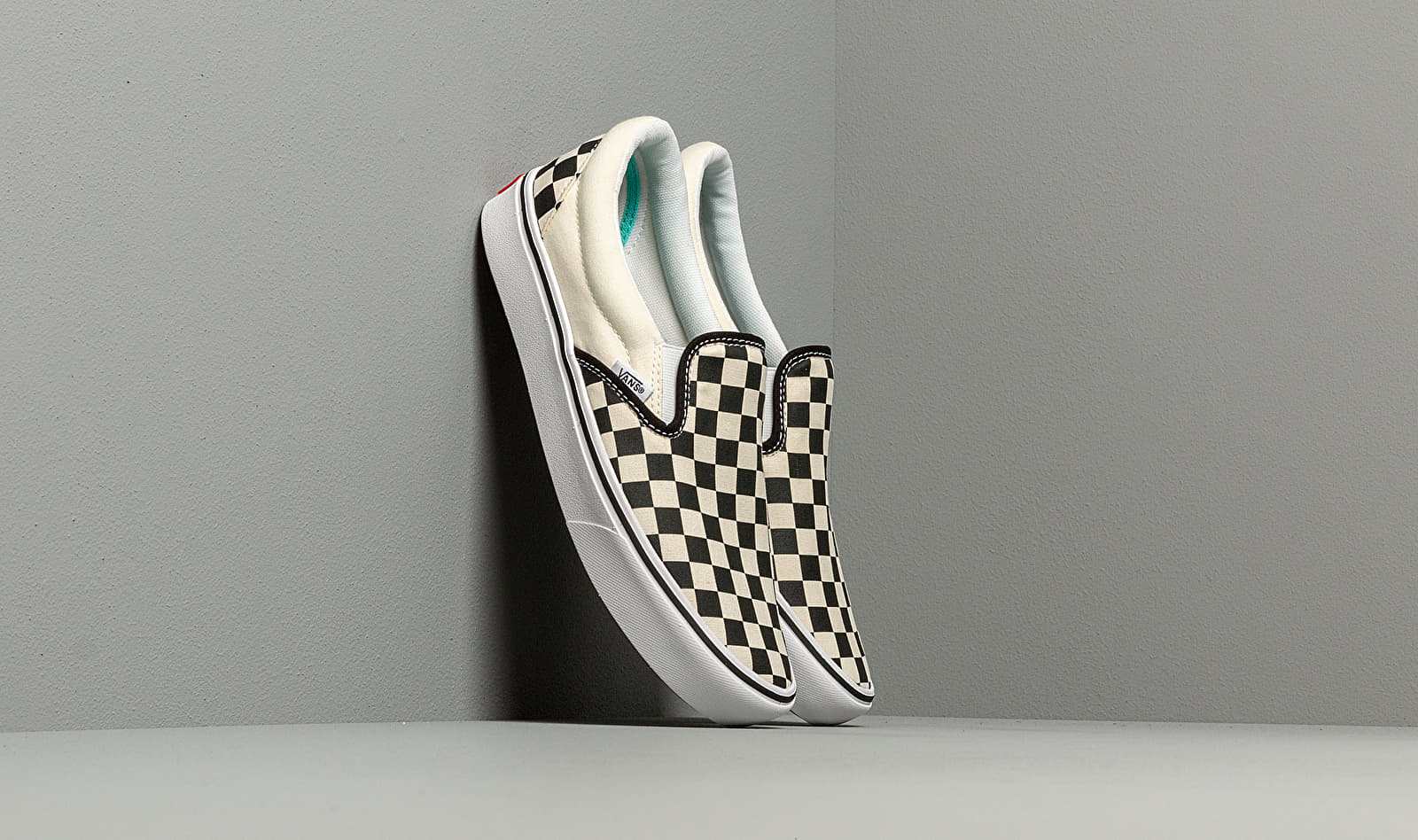 Vans ComfyCush Slip-On (Classic) Checkerboardard/ Tr VN0A3WMDVO41