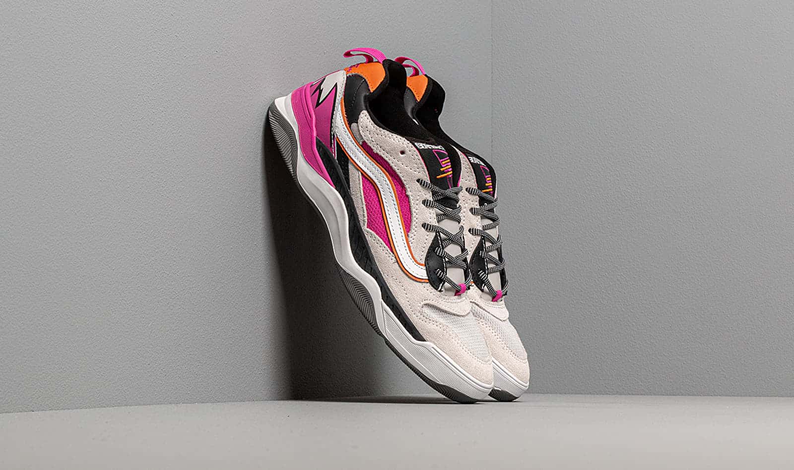 Vans Brux Wc (Shred Wave) Tr VN0A4BH4V8H1