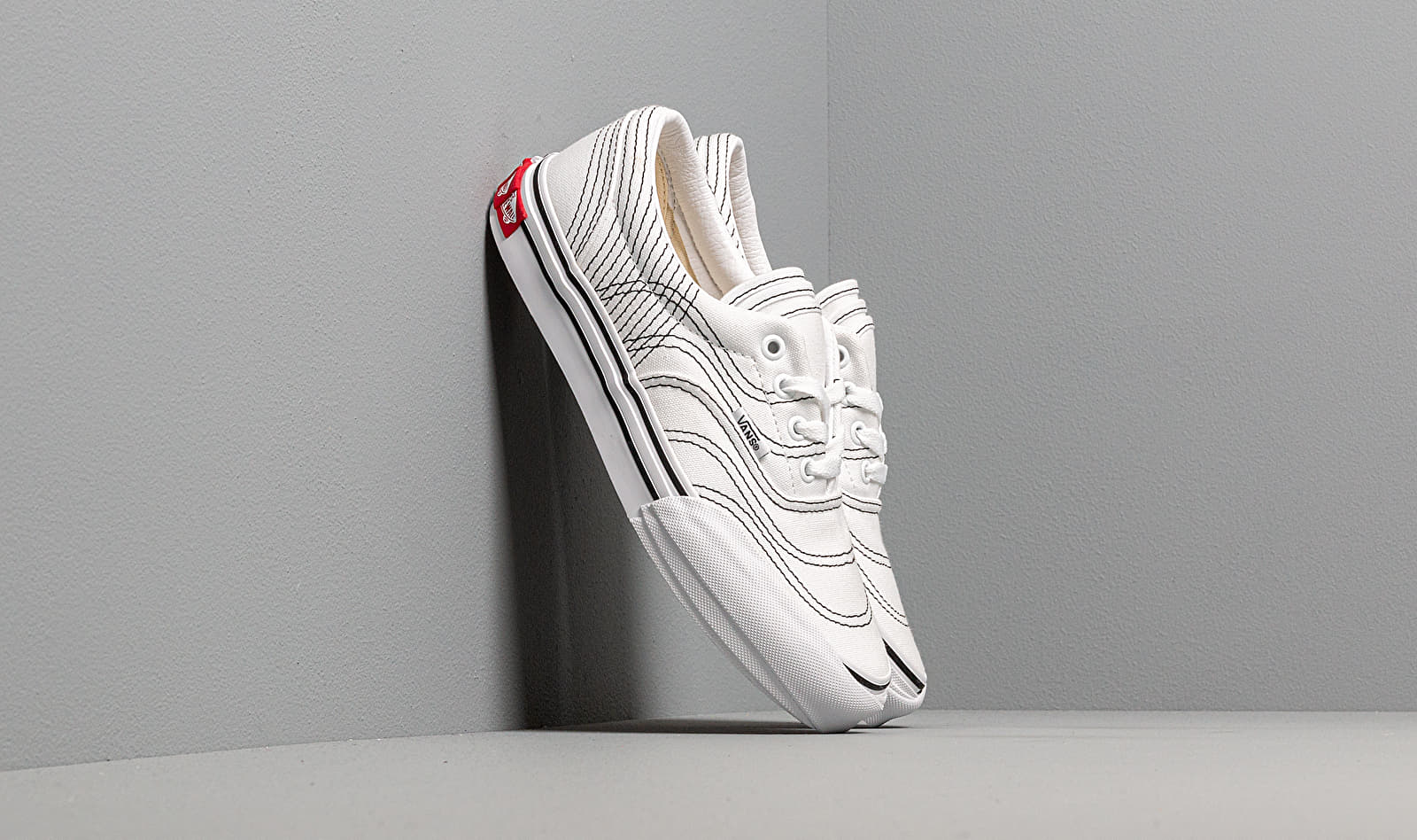 Vans Era 3Ra (Vision Voyage) True White/ Black VN0A4BTMVY61