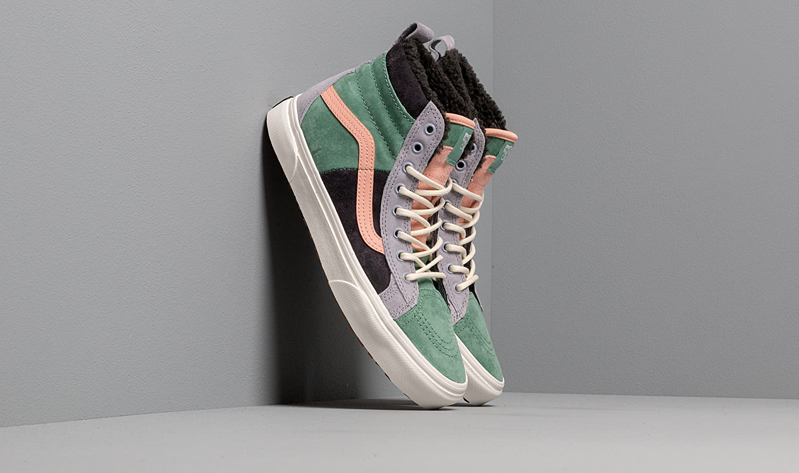 Vans Sk8-Hi 46 MTE DX (MTE) Crème de menthe/ Obsidian VN0A3DQ5TU71
