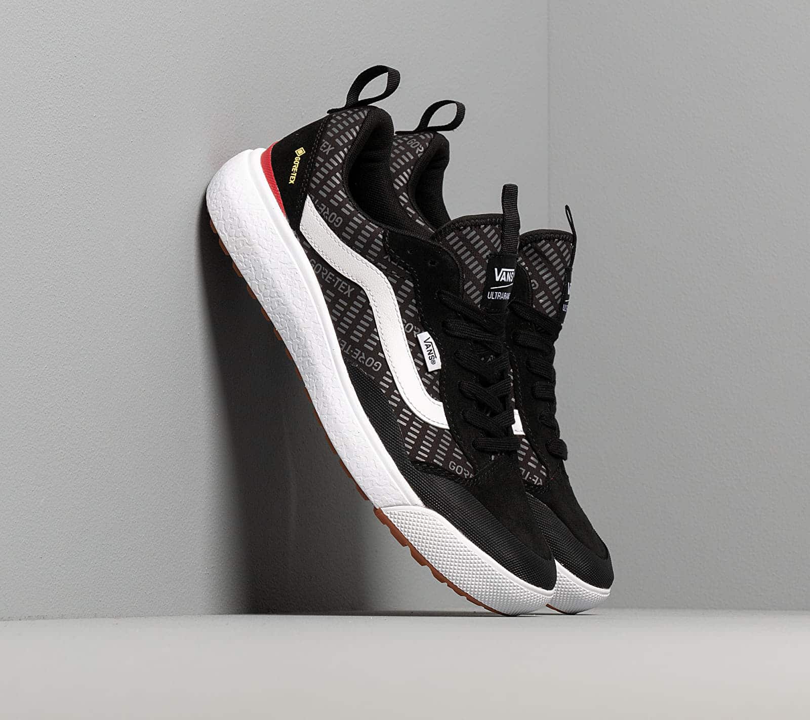 Vans Ultrarange 2.0 Gore-Tex Black/ White VN0A4P3RY281