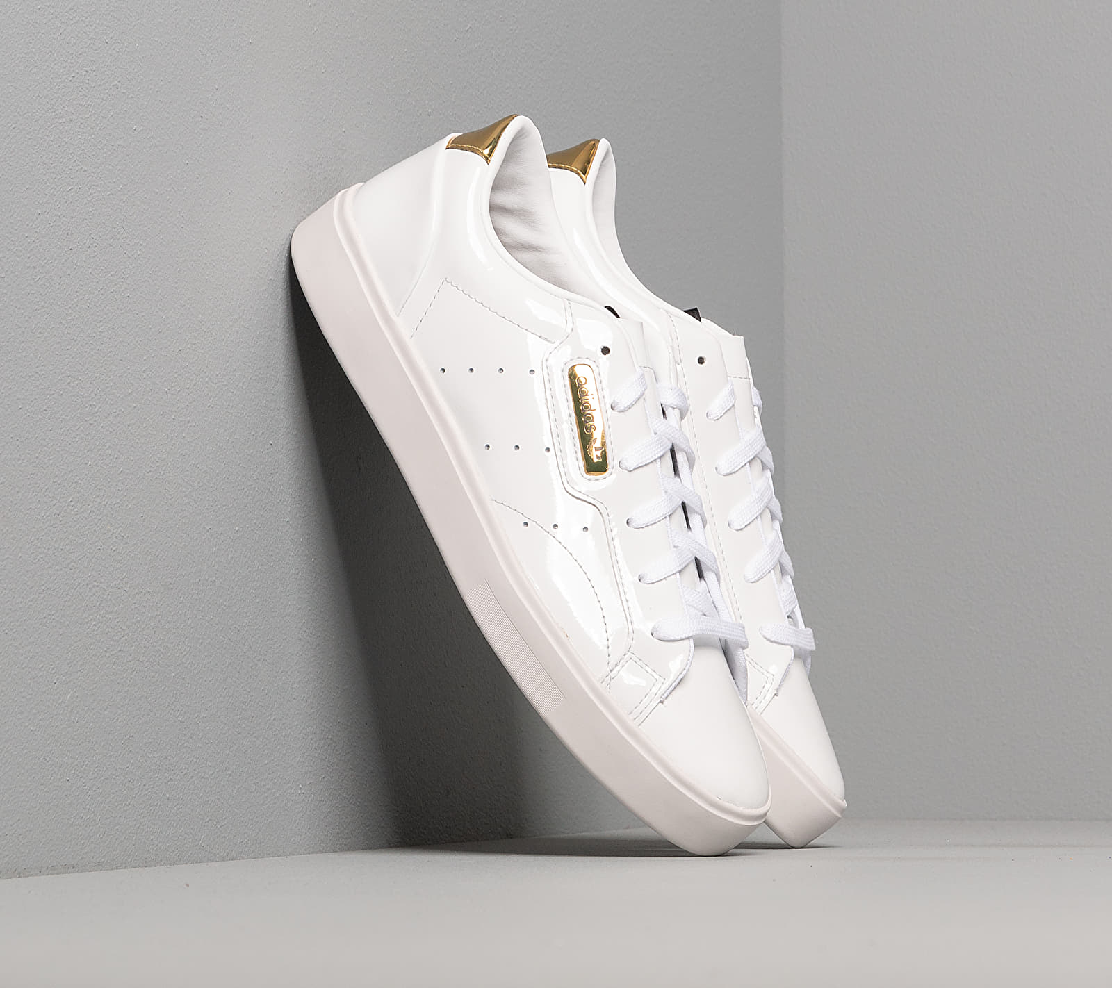 adidas Sleek W Ftw White/ Crystal White/ Gold Metalic FV3395