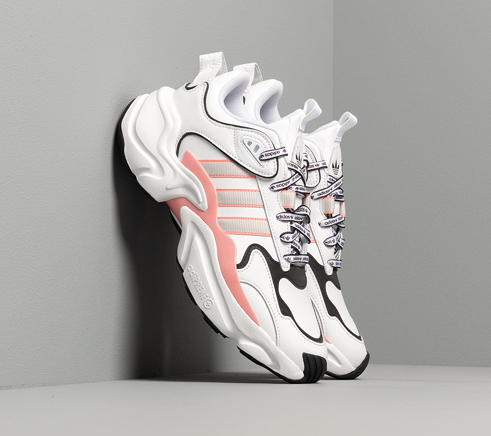 adidas Magmur Runner W Ftw White/ Grey One/ Glow Pink EG5435