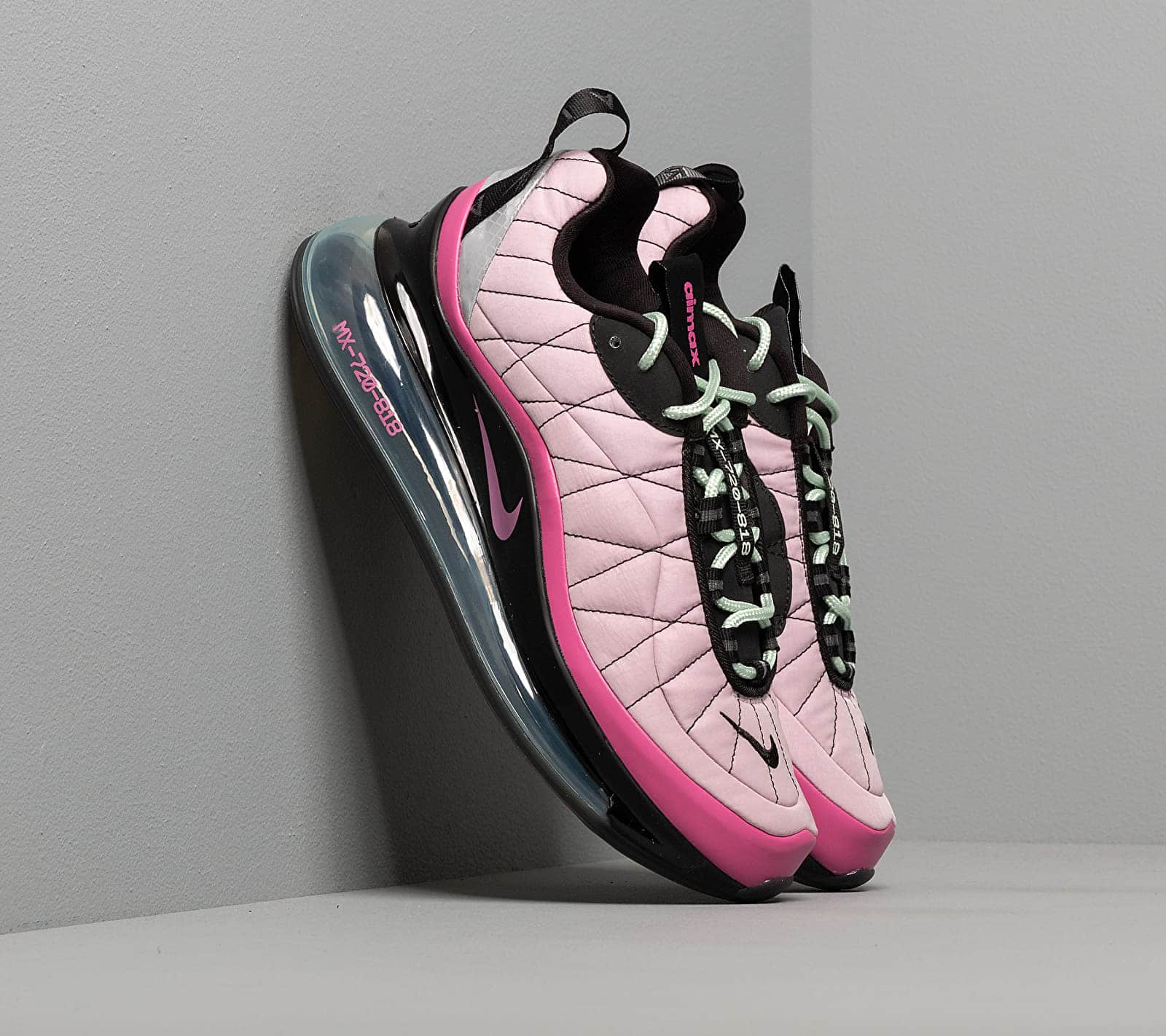 Nike W Mx-720-818 Iced Lilac/ Cosmic Fuchsia-Black CI3869-500