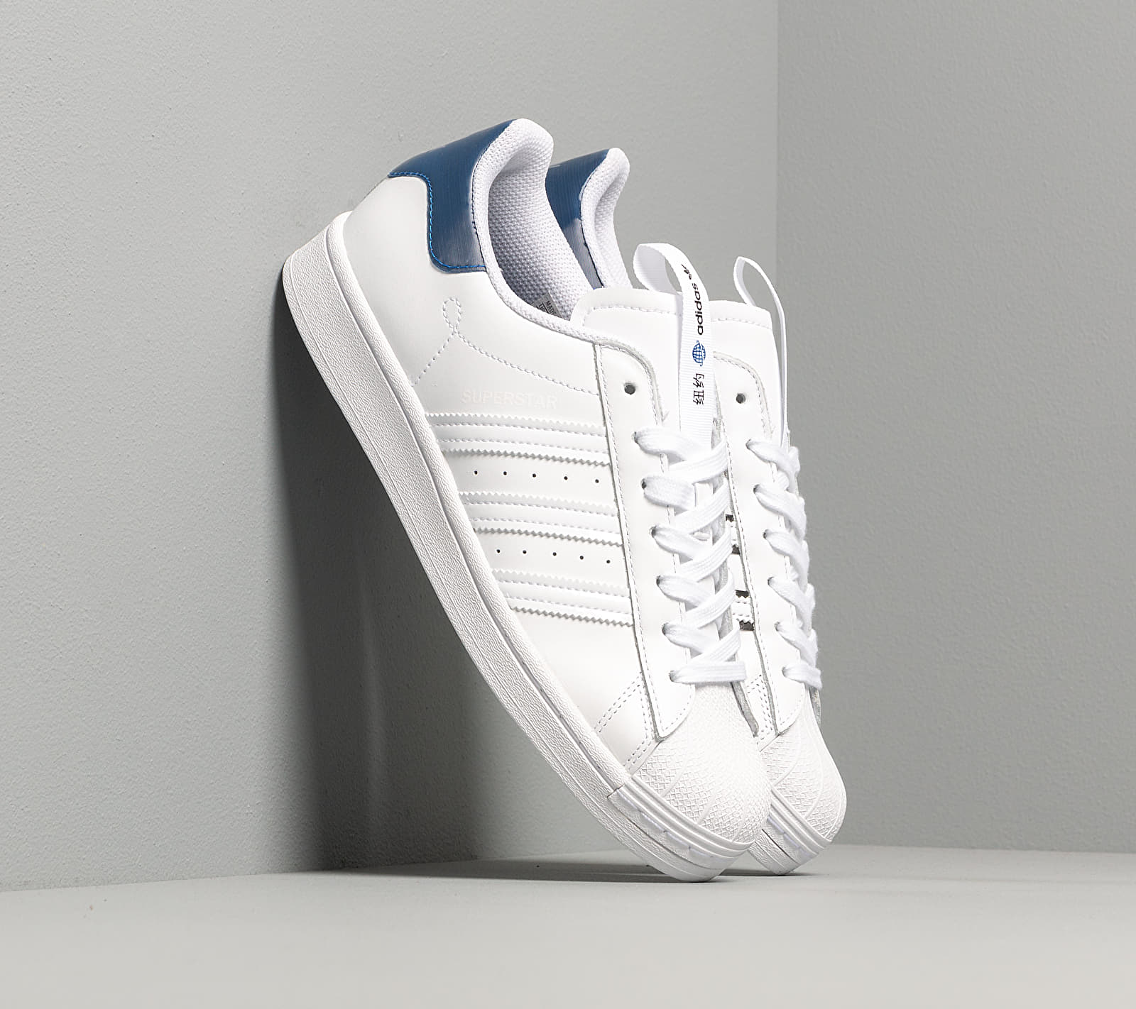 adidas Superstar Ftwr White/ Collegiate Royal/ Core Black FW2803