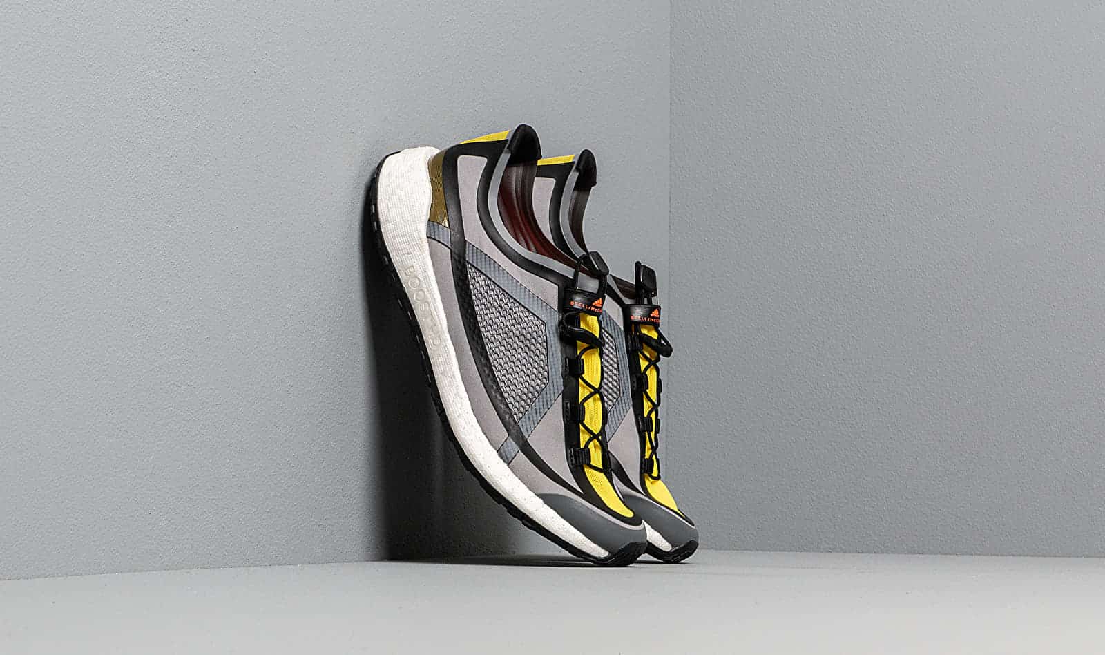 adidas x Stella McCartney PulseBOOST HD Iron Met./ Vivid Yellow/ Solar Orange G25877