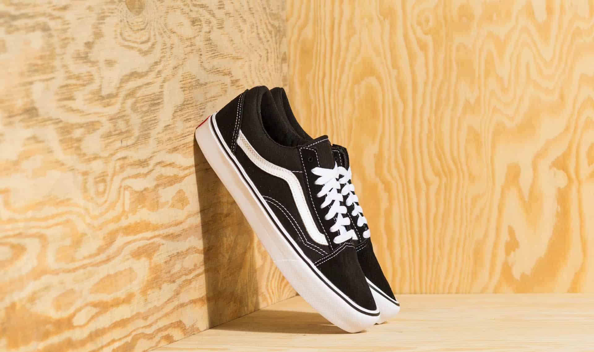 Vans Old Skool Lite (Suede/ Canvas) Black/ White VN0A2Z5WIJU