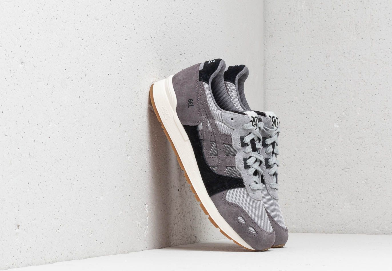 Asics Gel-Lyte Carbon/ Carbon 1193A024-021