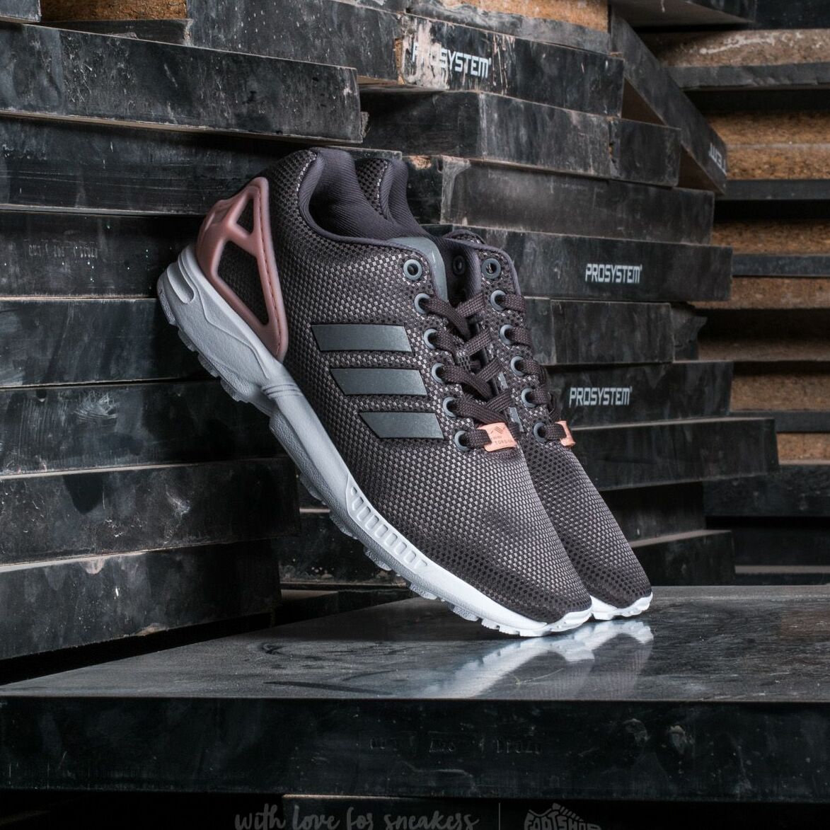 adidas ZX Flux W Granit/ SilverMT/ CoreBlack BA7641