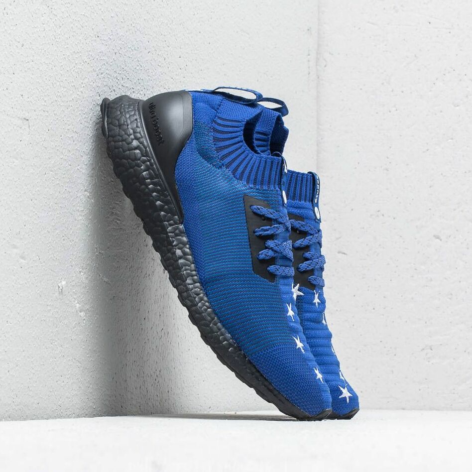 adidas Ultra Boost Uncaged x Études Bold Blue/ Collegiate Royal/ Dark Blue D97732