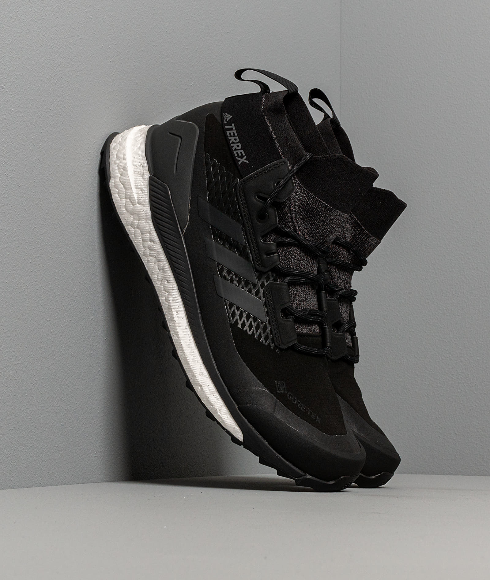 adidas Terrex Free Hiker GTX Core Black/ Grey Three/ Active Orange G26535