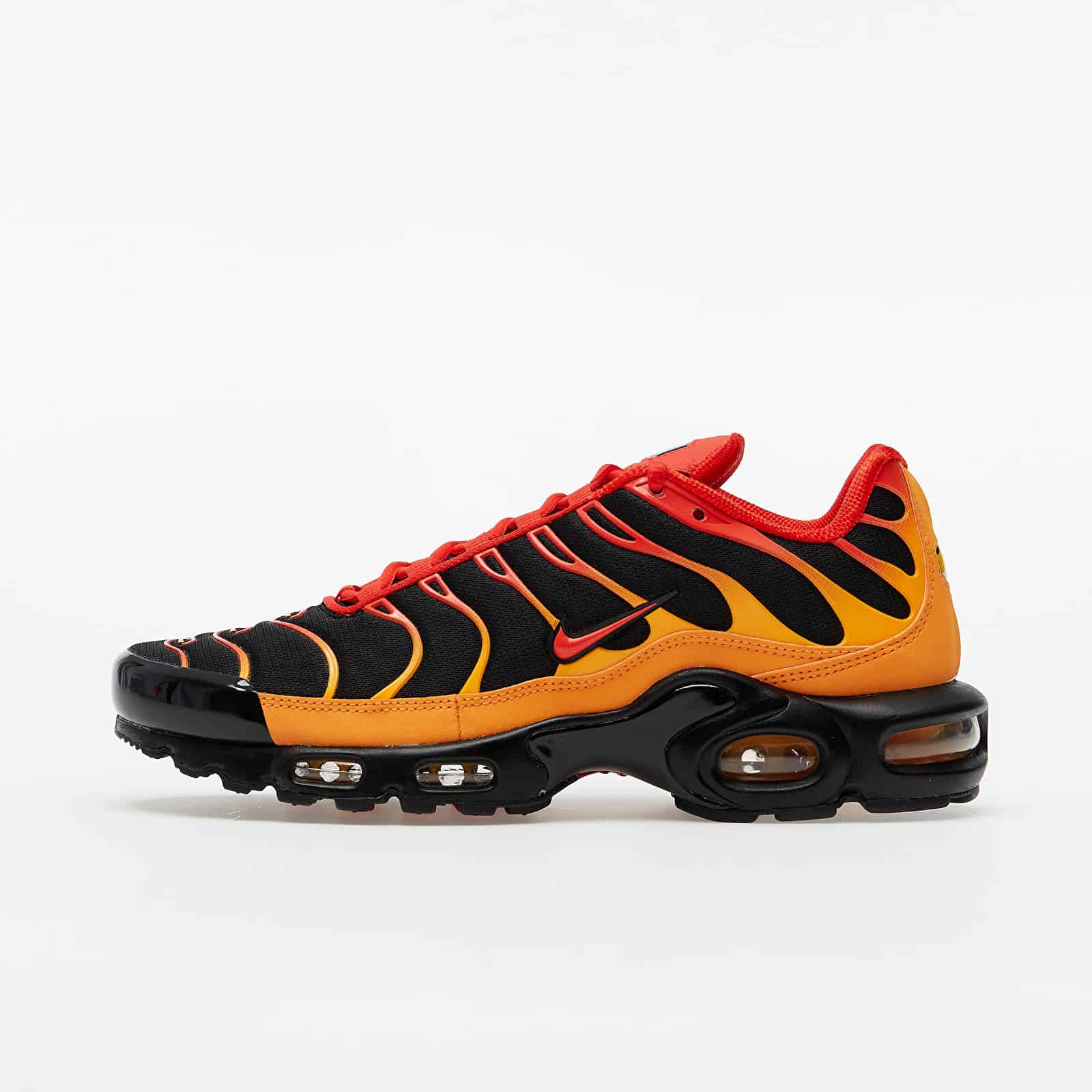 Nike Air Max Plus Black/ Chile Red-Vivid Orange DA1514-001
