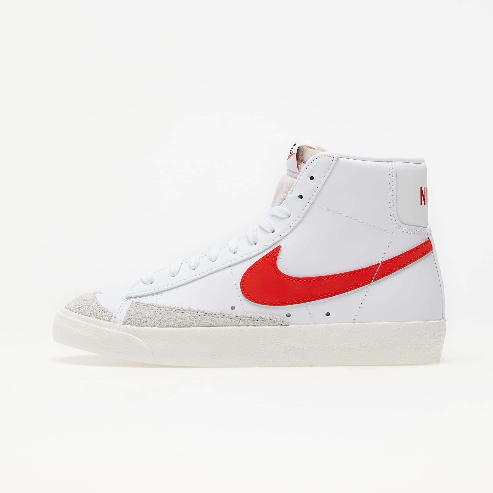 Nike W Blazer Mid '77 White/ Habanero Red-Sail CZ1055-101