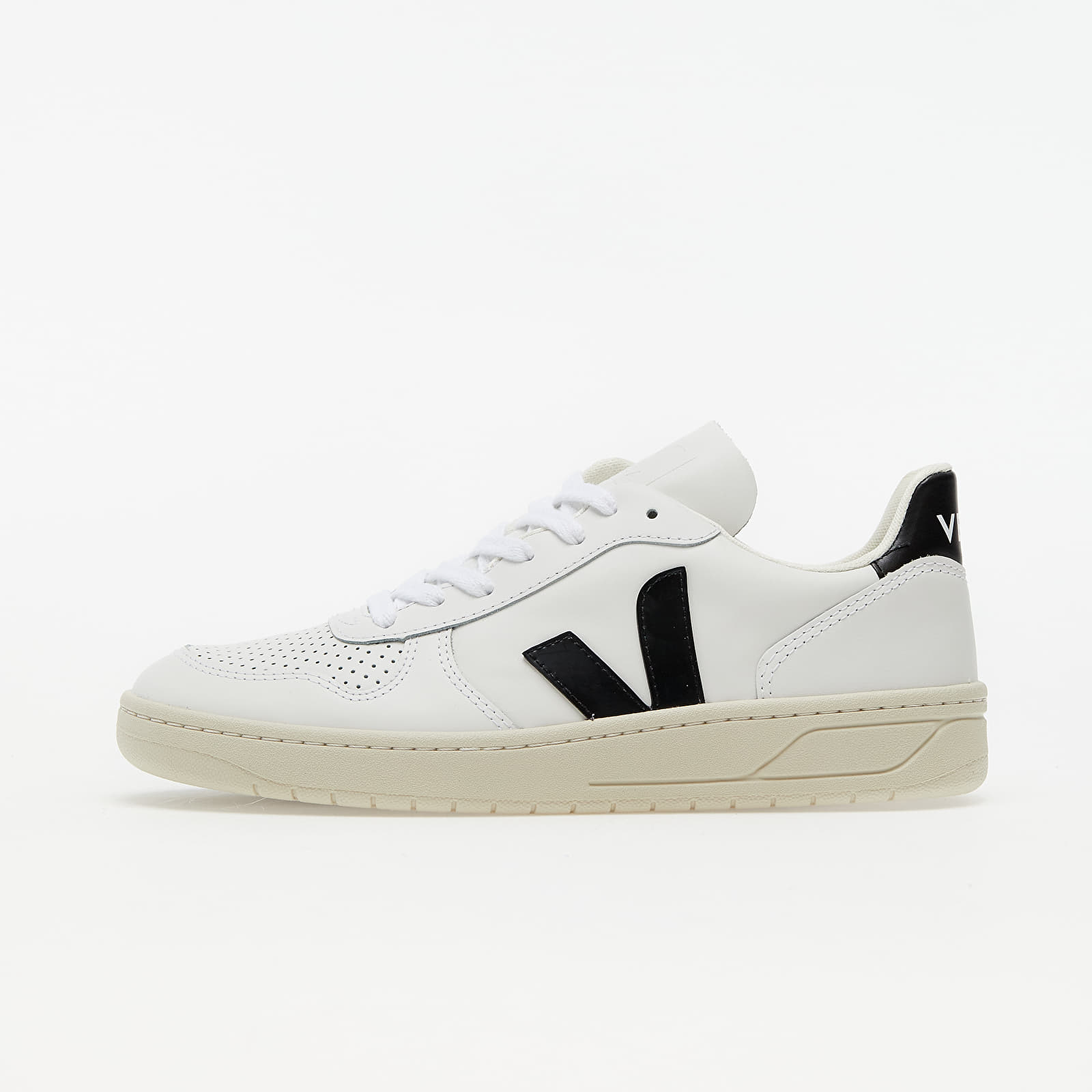 Veja V-10 Leather W Extra-White Black VX020005A